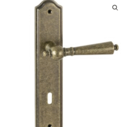 KLJUKA IN ŠČIT CASTLE patinirana - antik